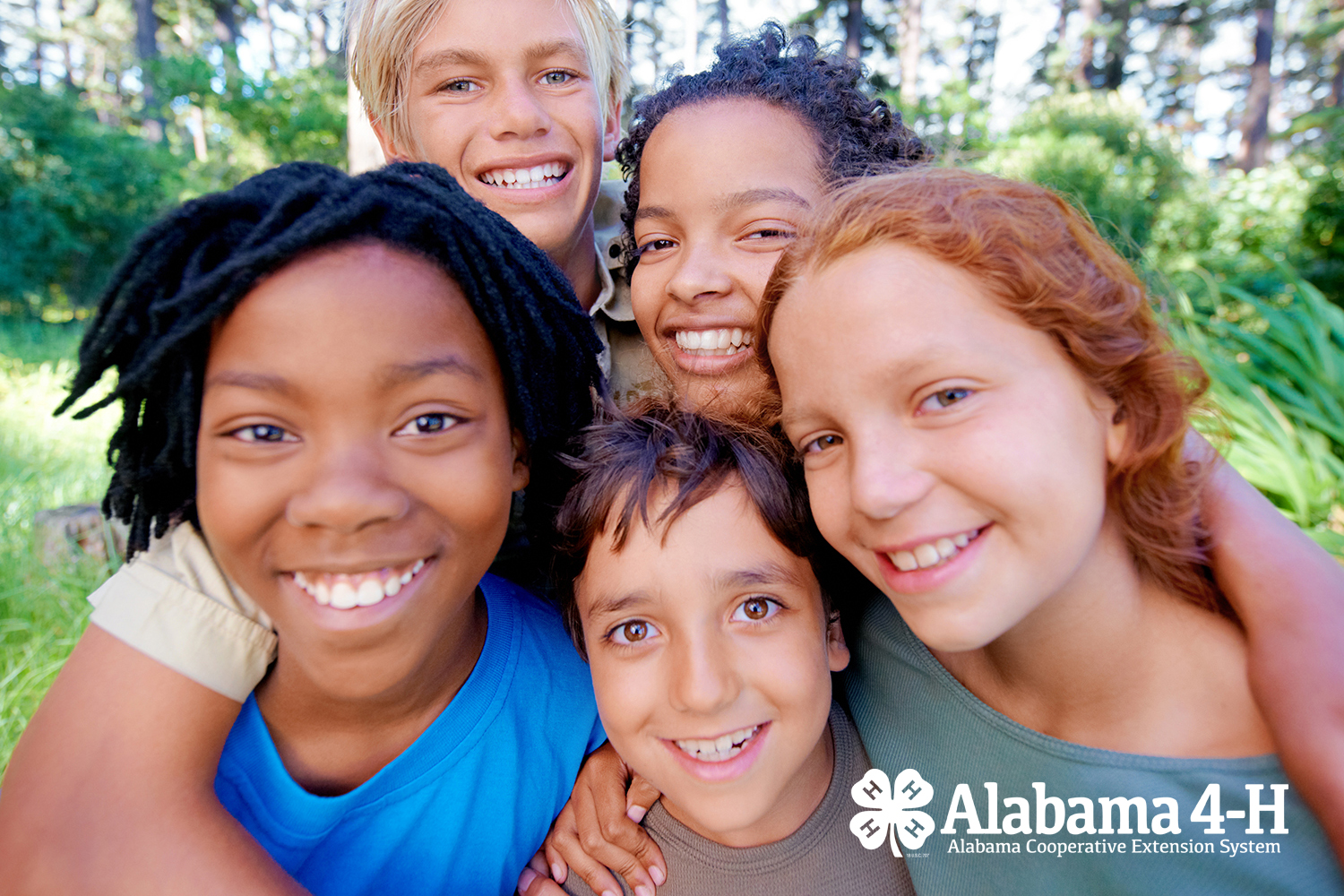 group of 4-H members together outdoors; Alabama 4-H