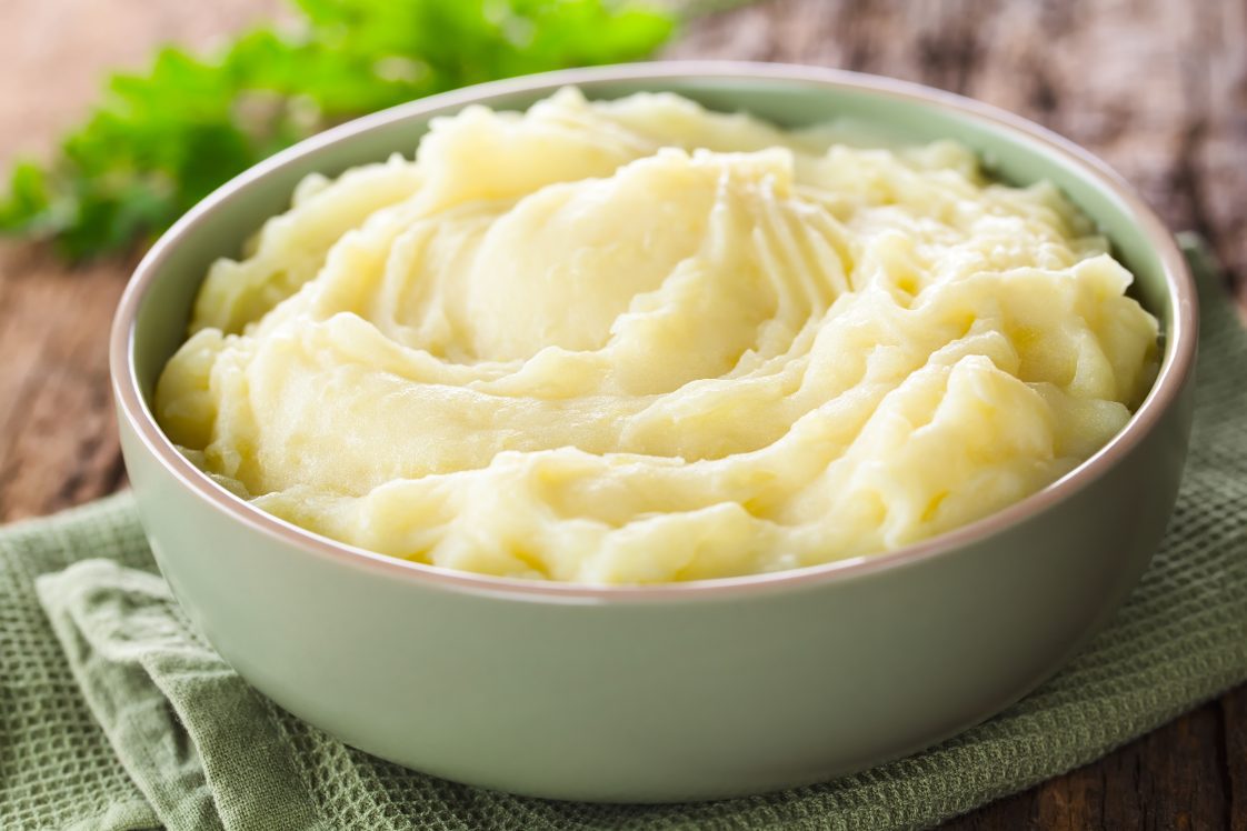 A bowl of mashed potatoes