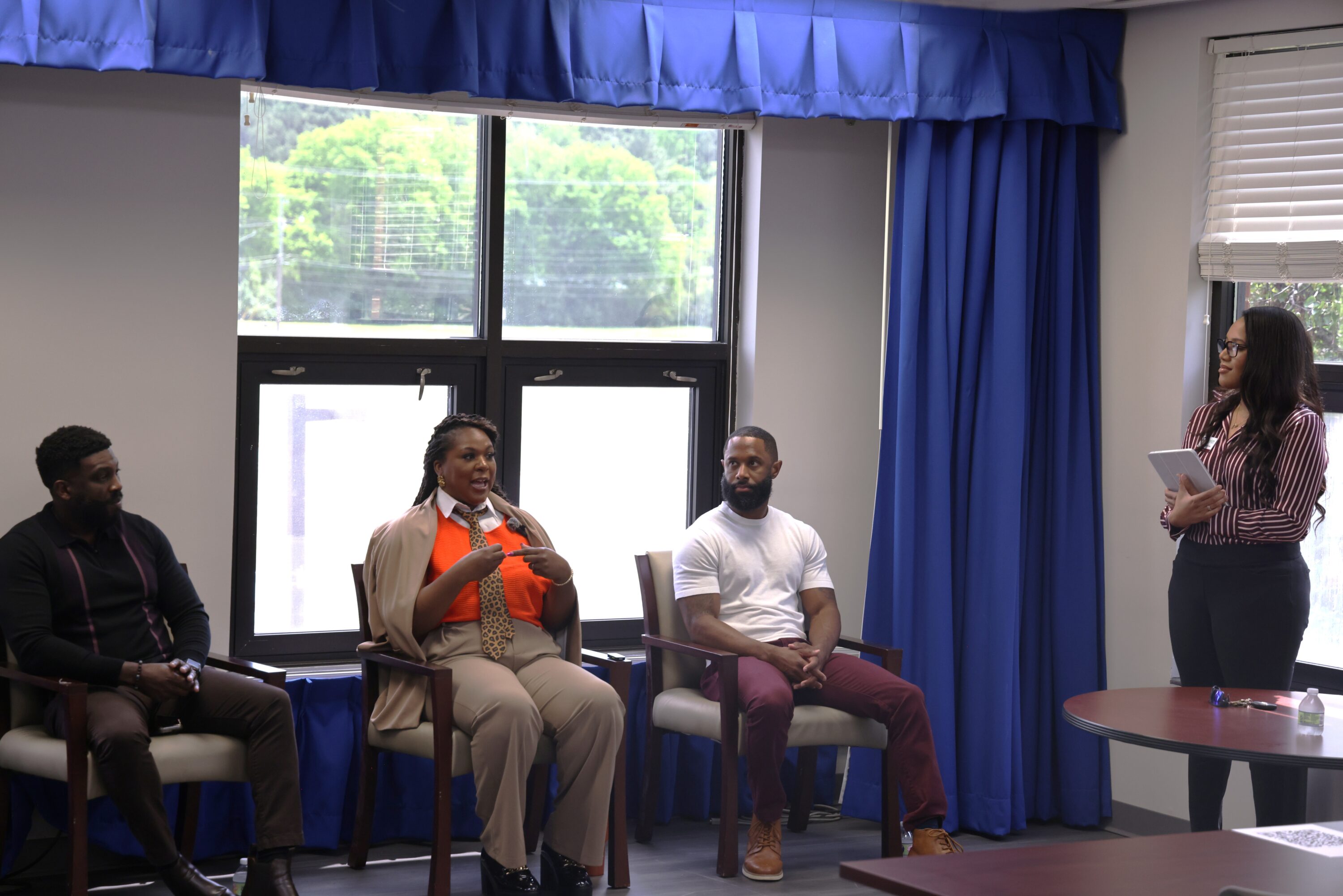 Small Business Cafe speakers with Marisa Hawkins