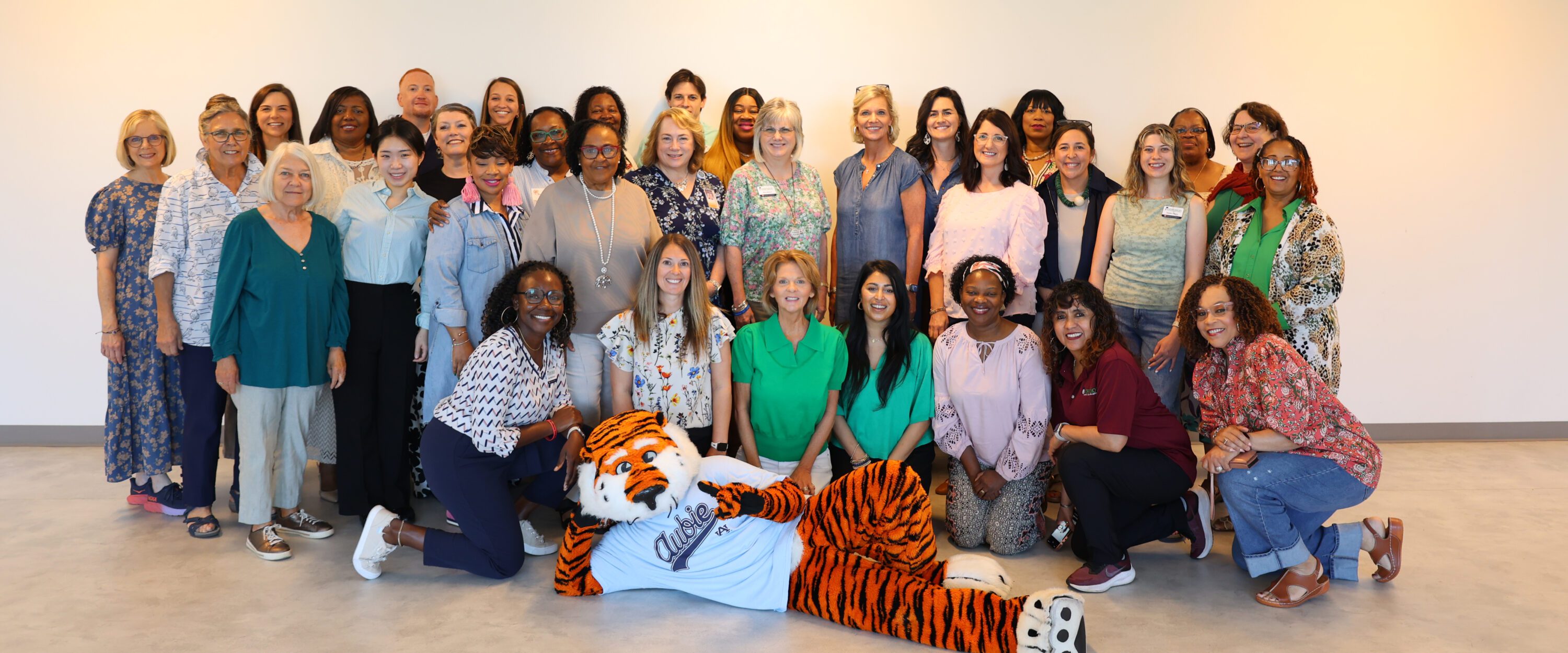 NEAFCS Group with Aubie